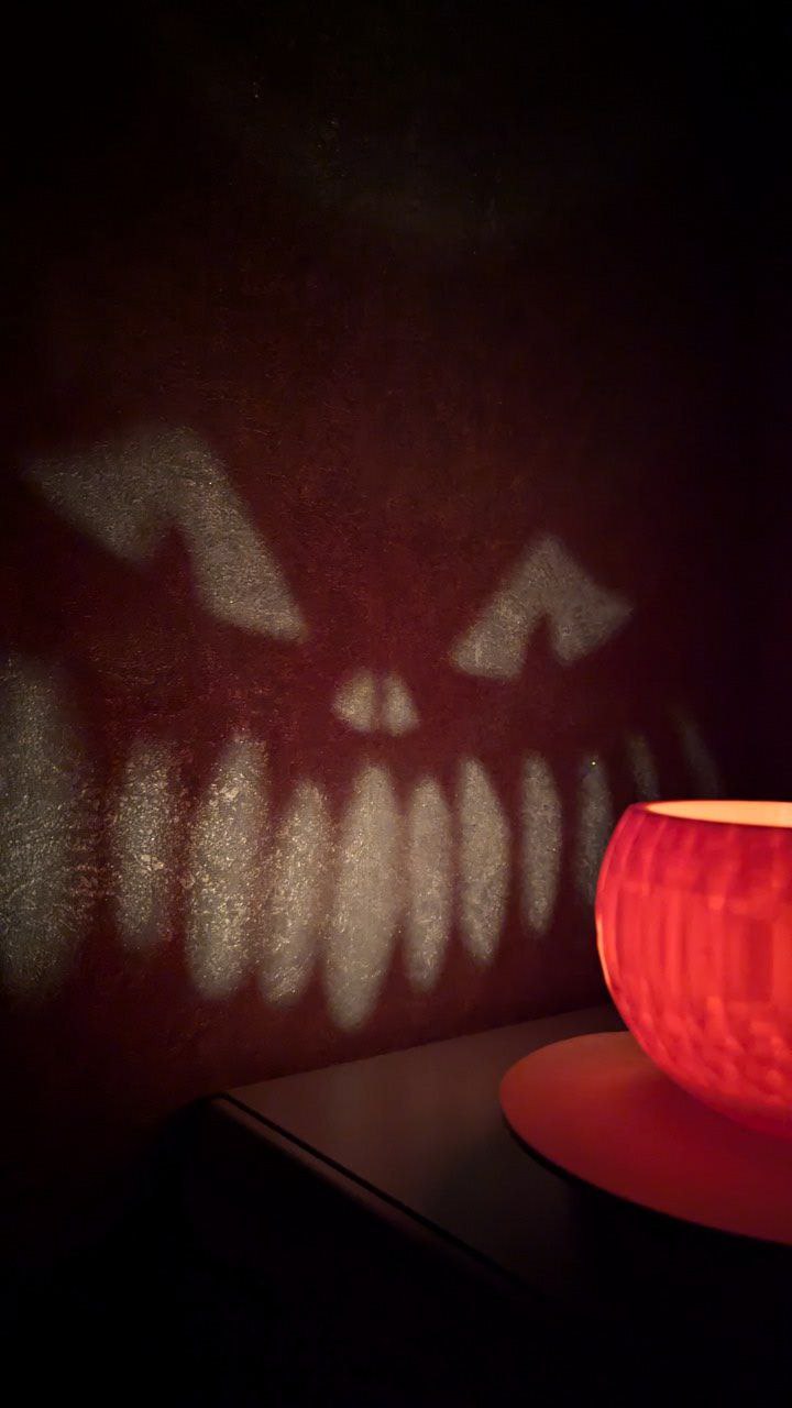 Halloween pumpkin candle holder