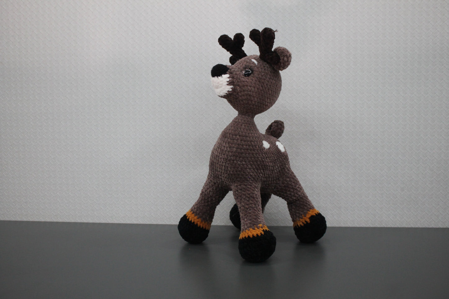 Deer Donder knitted soft toy